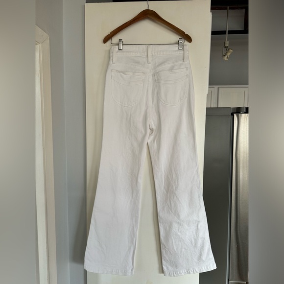 Madewell 11” High Rise Flare Jeans in Tile White, Size 28 - Picture 5 of 10